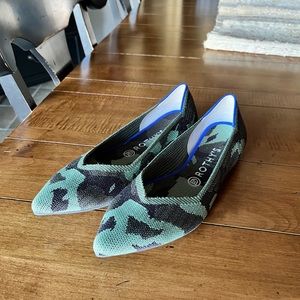 Like New Green Camo Rothys